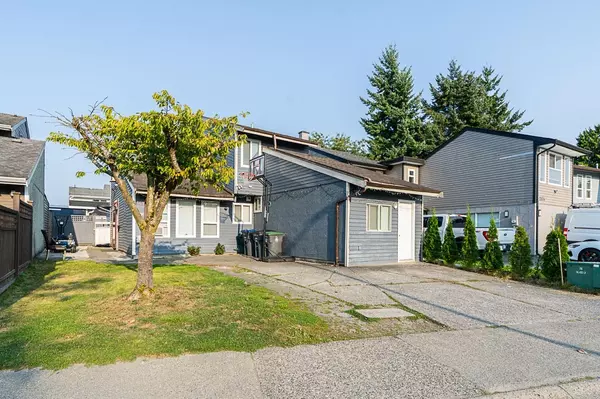 Surrey, BC V3W 7G6,7380 Parkwood DR