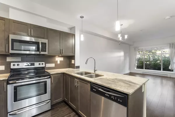 13468 King George BLVD #L115, Surrey, BC V3T 0H5