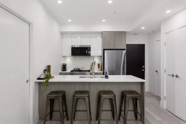 Vancouver, BC V5V 1K8,979 E 19th AVE #204