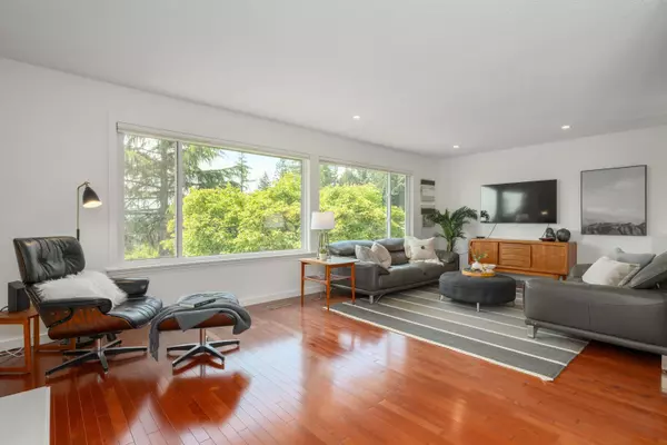 Coquitlam, BC V3K 5R9,2527 Arundel LN