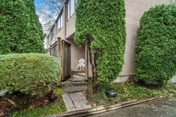 Surrey, BC V3S 1V2,17712 60 AVE #70