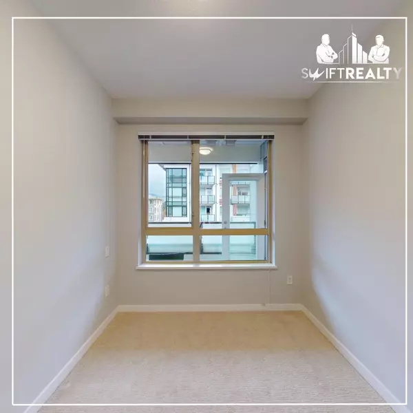 North Vancouver, BC V7J 0C1,2651 Library LN #205