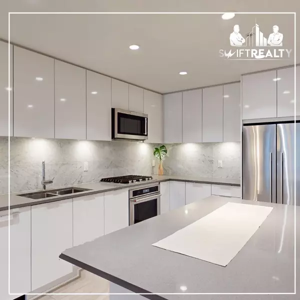 North Vancouver, BC V7J 0C1,2651 Library LN #205