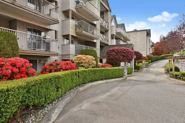 Abbotsford, BC V2S 8E1,33478 Roberts AVE #204