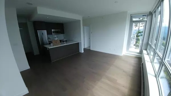 Burnaby, BC V5A 0E1,9060 University CRES #801