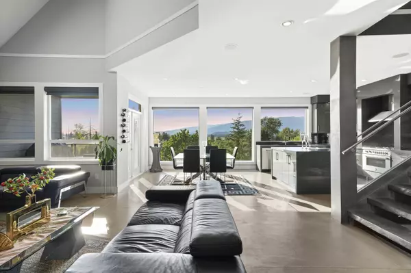 Maple Ridge, BC V4R 0E1,13645 Mckercher DR