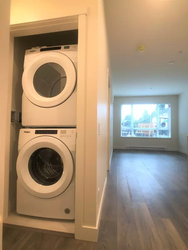 Coquitlam, BC V3J 0L4,721 Anskar CT #107