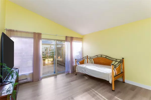 Vancouver, BC V5S 4A3,7361 Liard PL