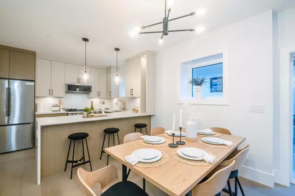 Vancouver, BC V6K 2B7,2735 W 8th AVE #A