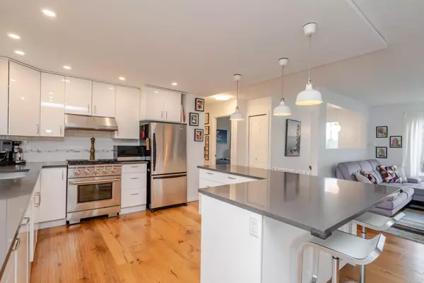 Delta, BC V4K 4B4,4672 46a ST