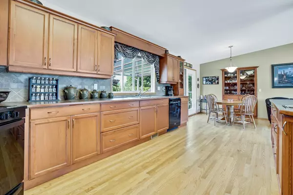 Chilliwack, BC V2R 3G7,6075 Glengarry DR