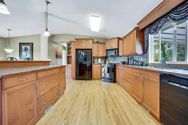 Chilliwack, BC V2R 3G7,6075 Glengarry DR