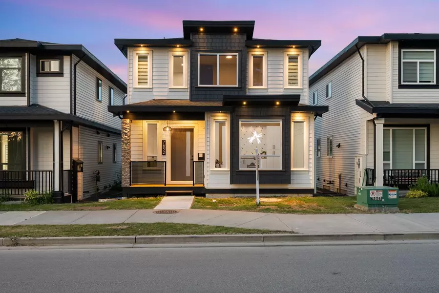 7652 206 ST, Langley, BC V2Y 3P6