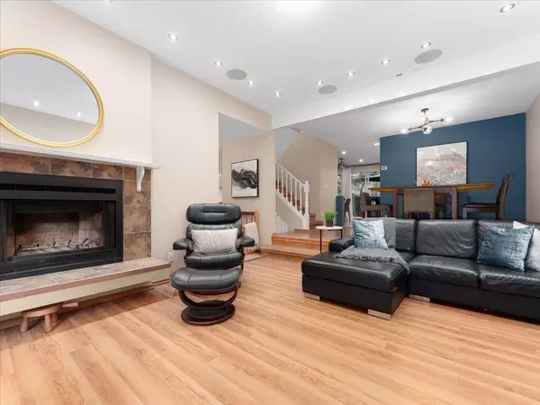 Burnaby, BC V5A 4K7,8804 Robins CT