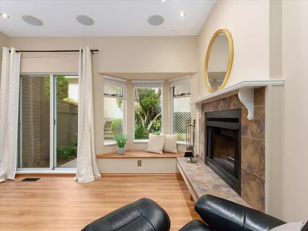 Burnaby, BC V5A 4K7,8804 Robins CT