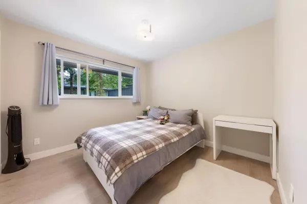 North Vancouver, BC V7R 4H1,4477 Primrose LN