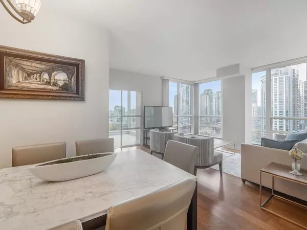 Vancouver, BC V6Z 2T8,139 Drake ST #18C