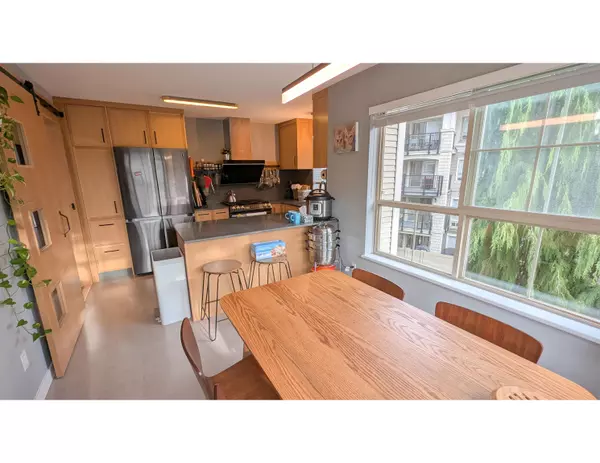 Coquitlam, BC V3E 3R9,2958 Silver Springs BLVD #210