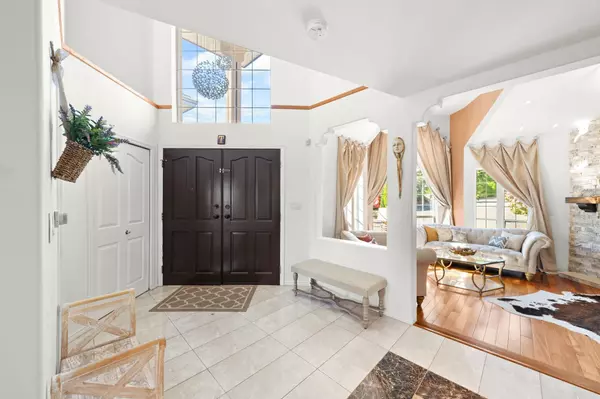 Coquitlam, BC V3K 6P4,2258 Sorrento DR