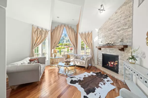 Coquitlam, BC V3K 6P4,2258 Sorrento DR