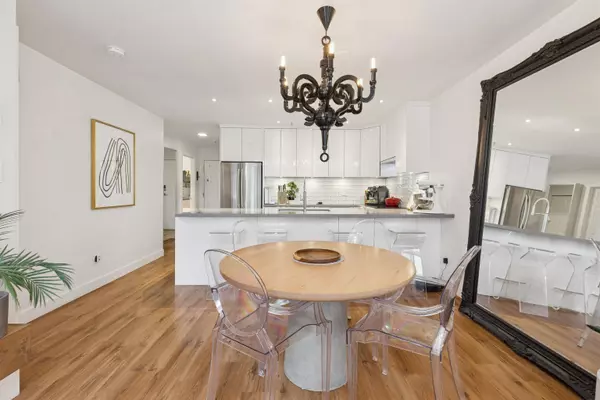 Port Coquitlam, BC V3B 7P8,1966 Coquitlam AVE #300