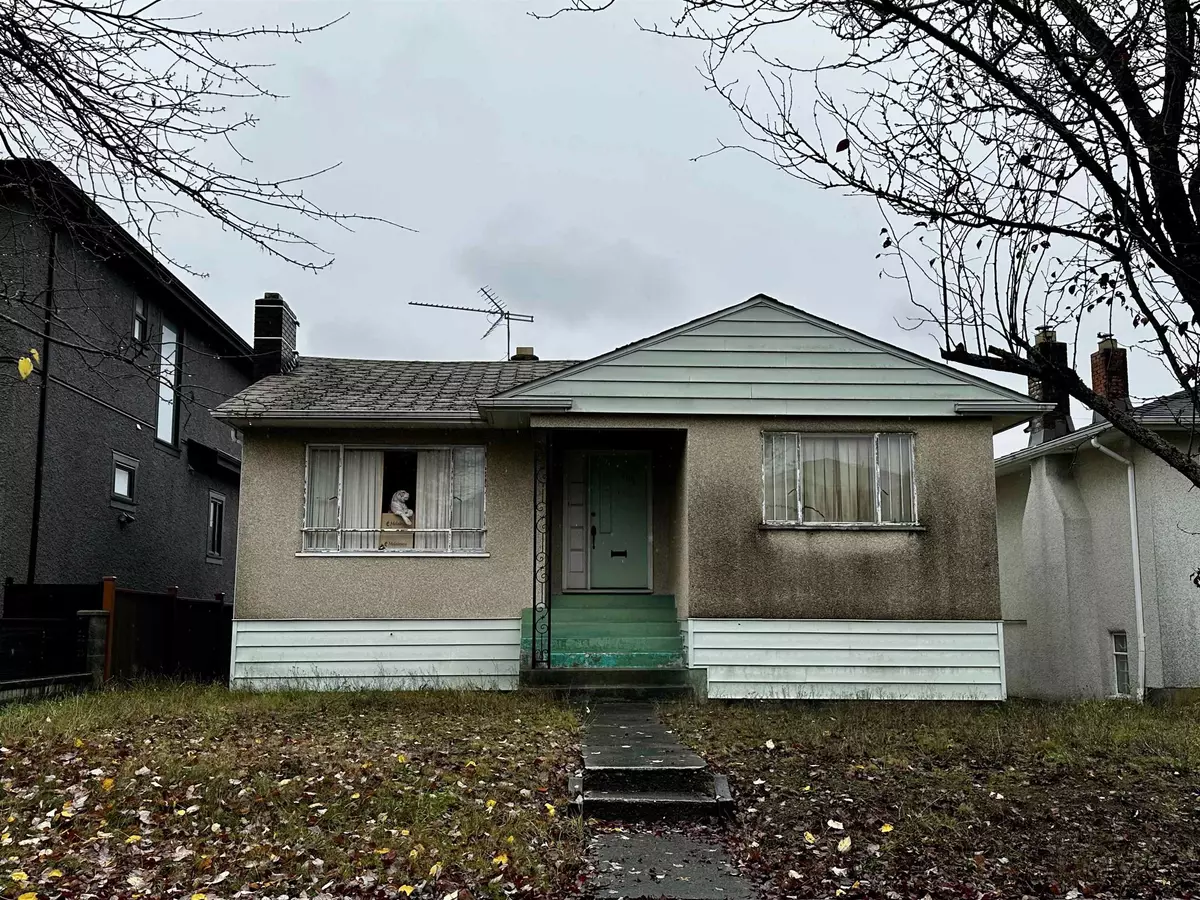 Vancouver, BC V5S 3J6,6565 Brooks ST