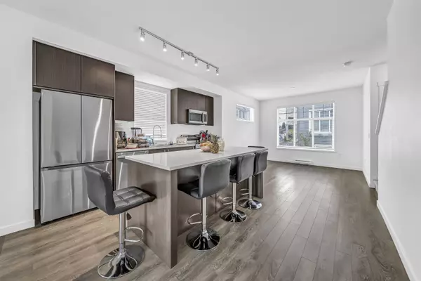 Surrey, BC V4N 6W8,15778 85 AVE #120