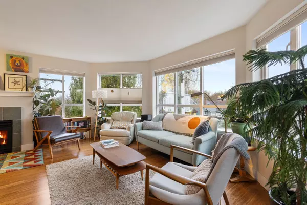 Vancouver, BC V5L 2T6,1707 Charles ST #317