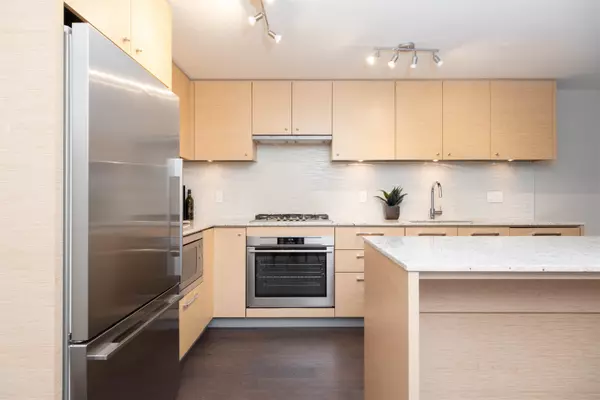 Richmond, BC V6Y 0H2,6180 Cooney RD #505