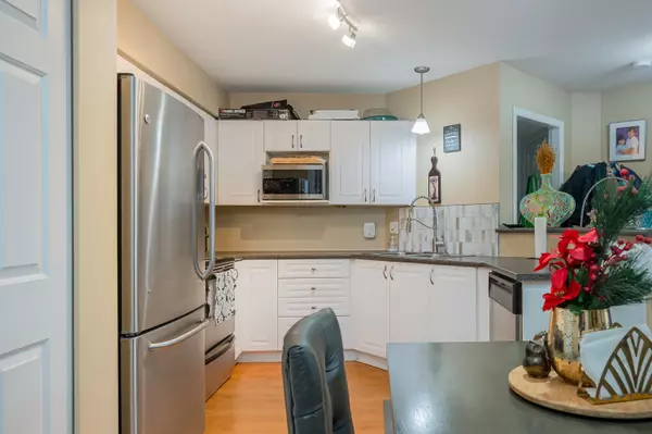 Mission, BC V2V 6J3,33599 2 AVE #211