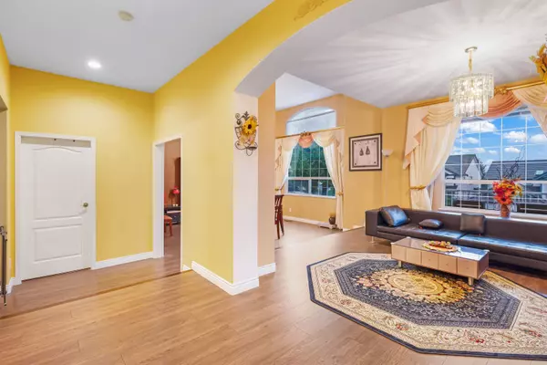 Port Moody, BC V3H 5A6,30 Balsam PL