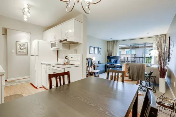 North Vancouver, BC V7L 1B5,330 E 1st ST #302