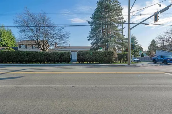 Surrey, BC V3R 1E9,15004 96 AVE