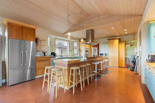 Richmond, BC V6Y 1L3,11520 Blundell RD