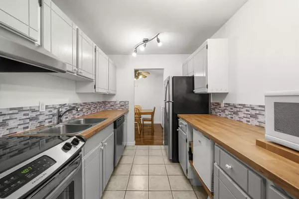 Richmond, BC V7E 1Z2,3451 Springfield DR #312