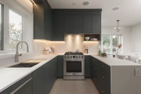 Vancouver, BC V6P 5E6,8508 East Boulevard #2