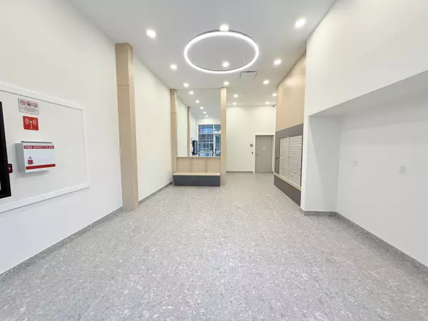 Langley, BC V4W 0E3,27215 Aldergrove Town Centre DR #301