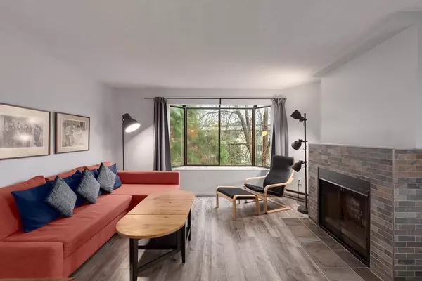 Vancouver, BC V6J 2A4,1775 W 10th AVE #306