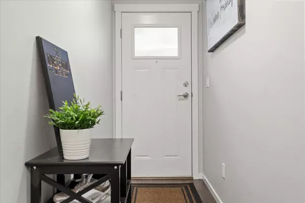 Surrey, BC V4N 6M3,6895 188 ST #40