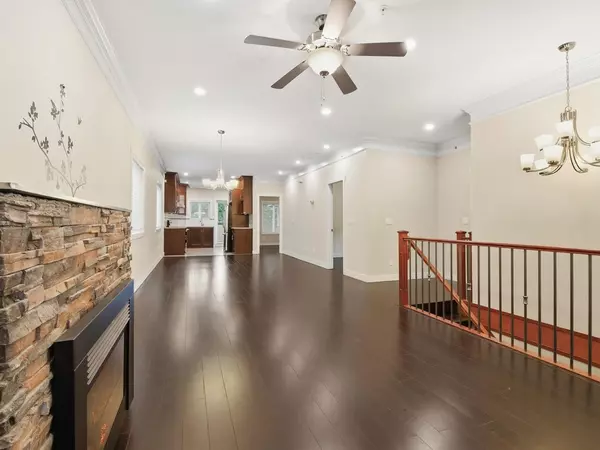 Port Coquitlam, BC V3C 3K9,3235 Fox ST