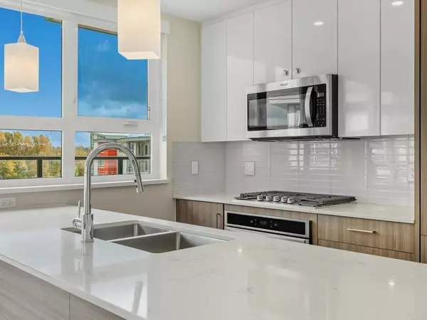 Richmond, BC V6V 1E6,23233 Gilley RD #401