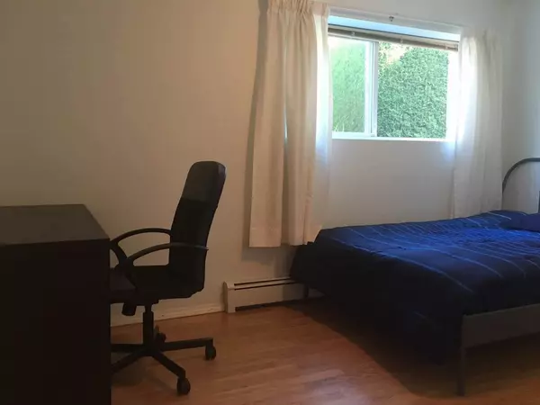 Burnaby, BC V5A 2N6,951 Everett CRES