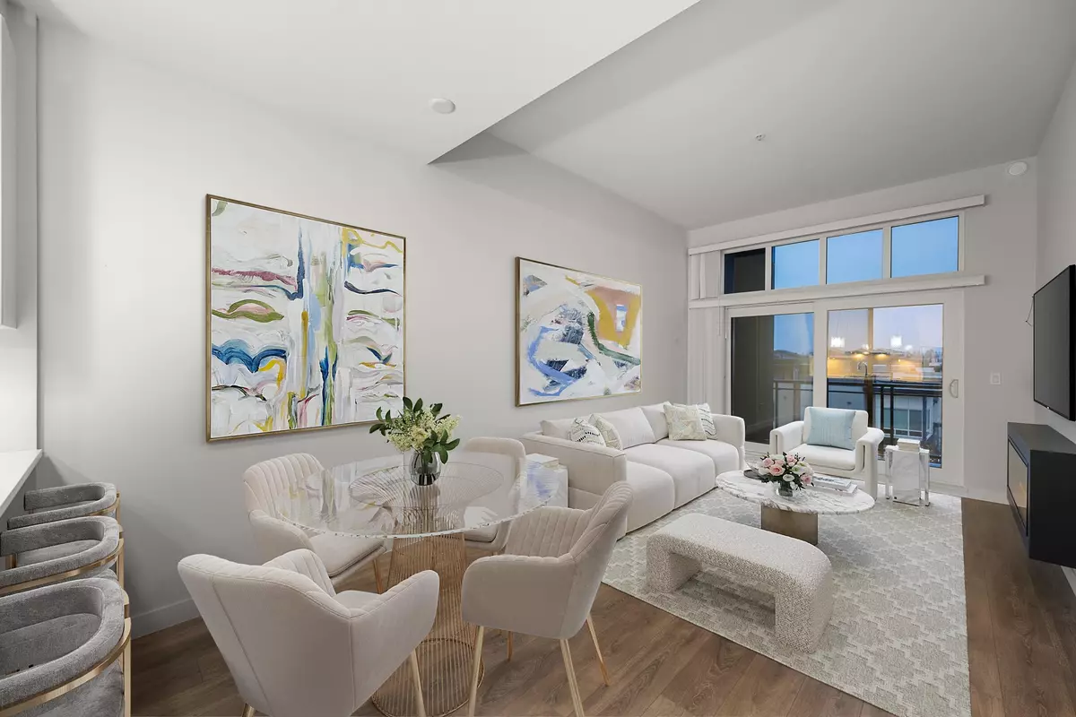 Langley, BC V2Y 0Y5,20829 77a AVE #513