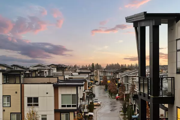 Langley, BC V2Y 0Y5,20829 77a AVE #513