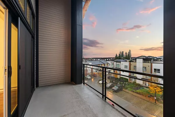 Langley, BC V2Y 0Y5,20829 77a AVE #513