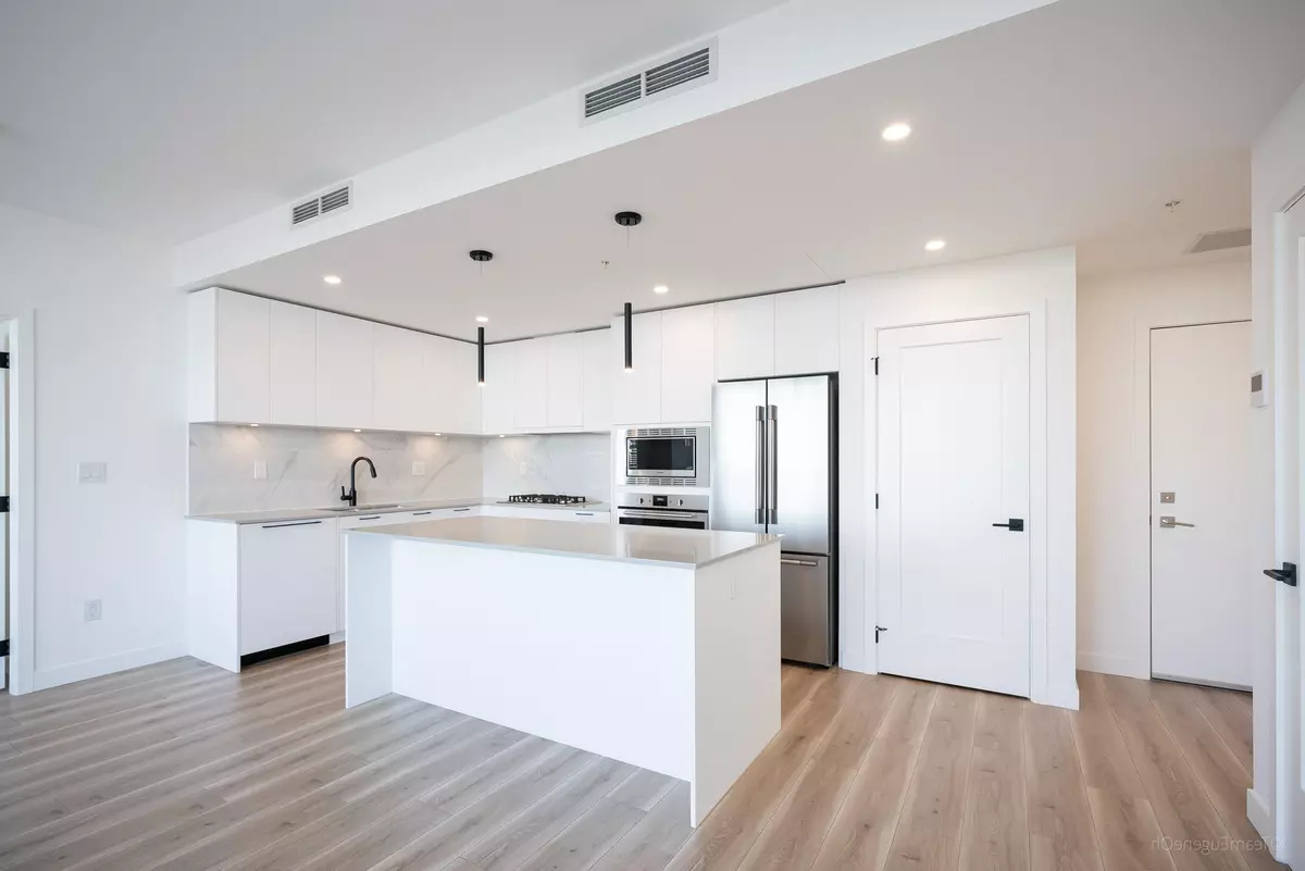 Langley, BC V2Y 3K4,20065 85 AVE #1804