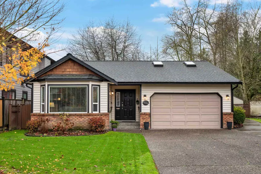 5259 197a ST, Langley, BC V3A 7Y1