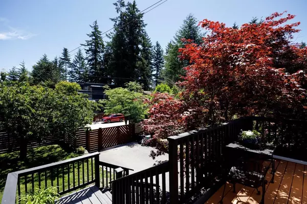 Bowen Island, BC V0N 1G1,1108 Lenora RD