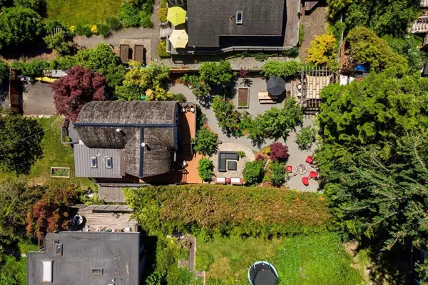 Bowen Island, BC V0N 1G1,1108 Lenora RD