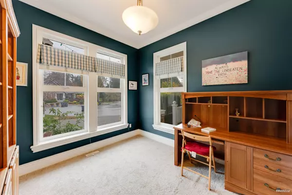 Surrey, BC V4A 3L8,2110 Indian Fort DR